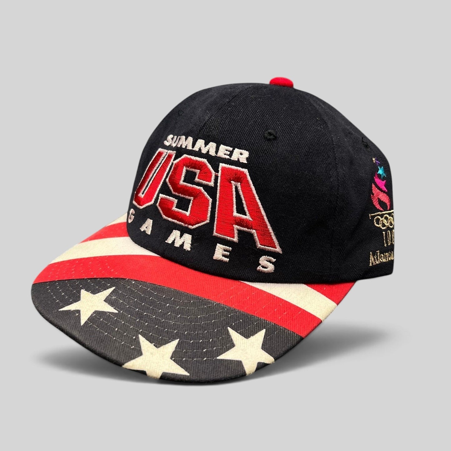 Raree Finds vintage 1996 Atlanta Olympics Starter snapback hat with black crown and American flag print brim