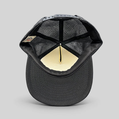 Raree Finds vintage 1989 The Who tour trucker hat interior view showing black mesh and foam lining with snapback strap